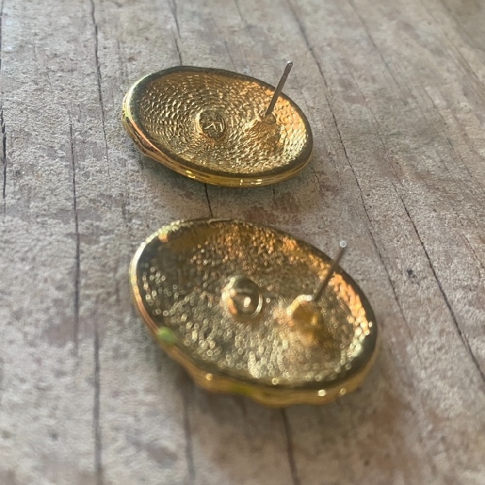 Vintage Lime Green Circle Pierced Stud Earrings Stripes Retro 80s Vibe Colorful - Picture 4 of 5